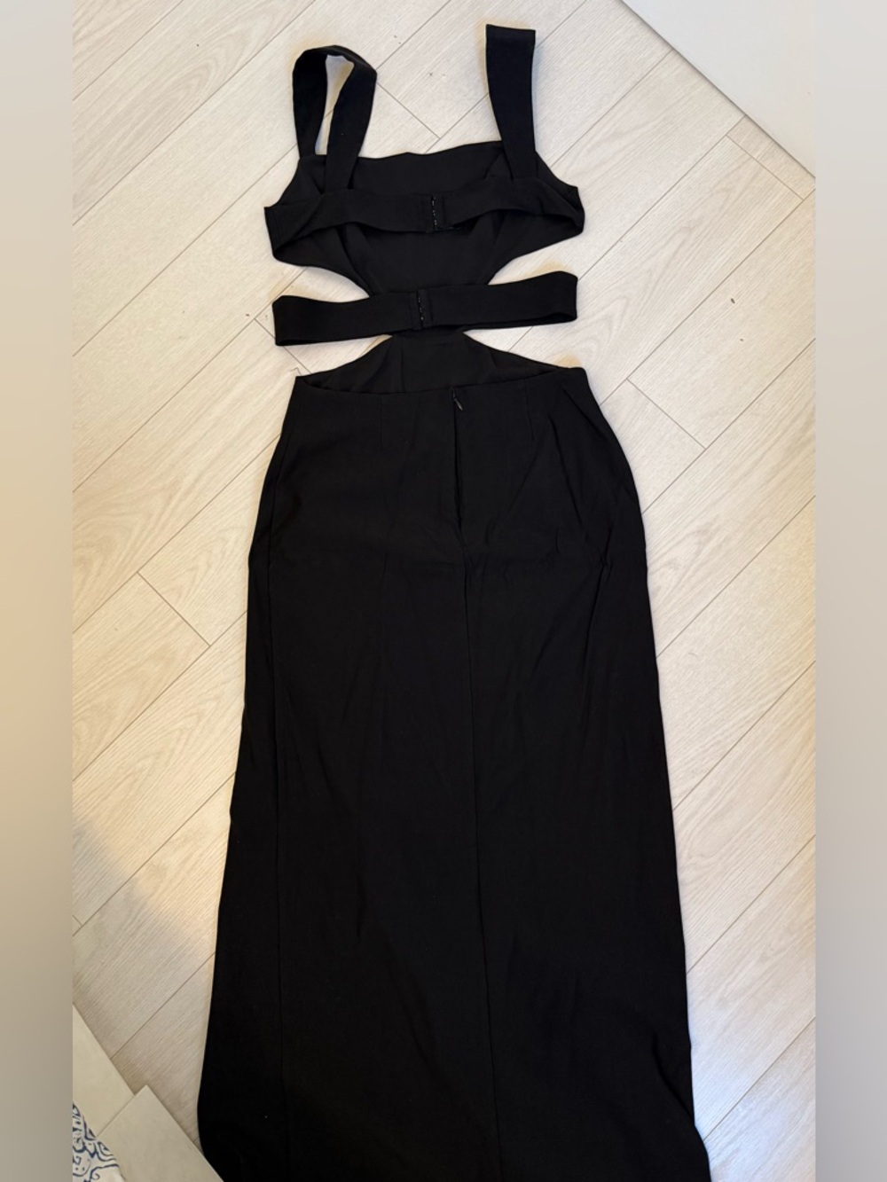 Michael Costello x Revolve Cutout Maxi Dress with Thigh Slit size XL - Picture 9 of 10